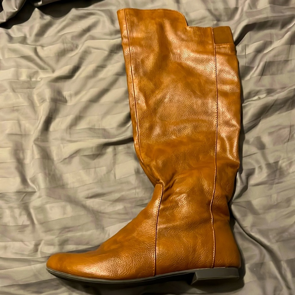 Fergilicious knee high flat boots